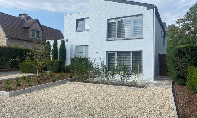 Meersenhoven Casa | Route 123 Birchwood Pension