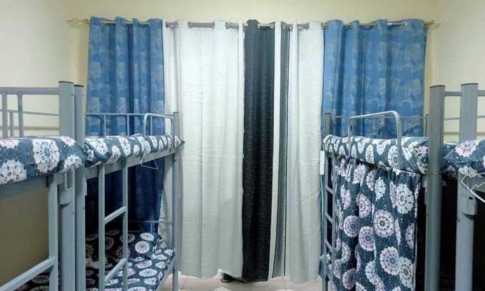 Naif Cama Y Desayuno | Rovers Boys Hostel Bed Space in Deira Near Gold Souq Metro Station