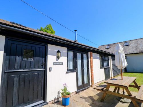 Blandford Forum Casa | Rowdens Barn