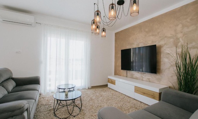 Kastela Casa | Royal Blue House 3