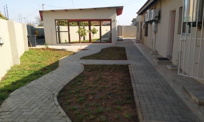 Gaborone Casa | Royal Cottage