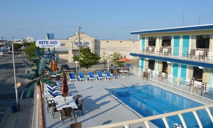 Wildwood Hotel | Royal Court Motel