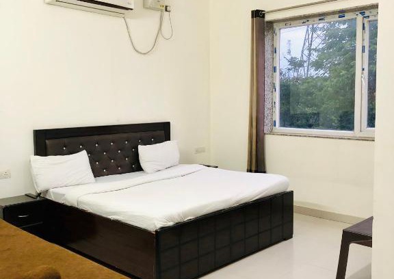 Sector 39 Casa | Royal Court Residency
