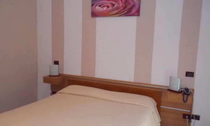 Ospedaletto D'Alpinolo Hotel | REAL HABITACIÓN DOBLE - ROYAL HOTEL