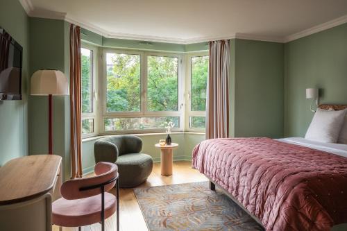 Faubourg-du-Roule Hotel | Royal Garden Champs-Élysées