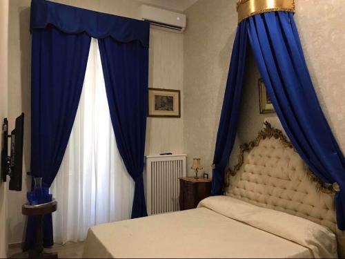 Naples City Centre Cama Y Desayuno | Royal Gismonda