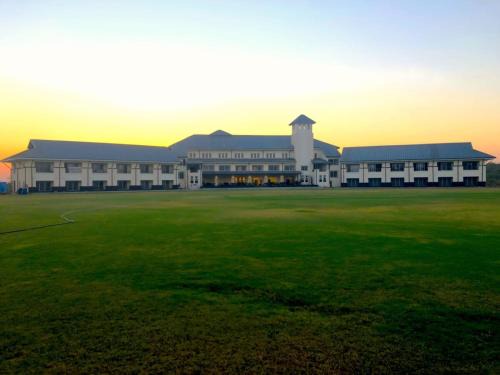 Dapoli Complejo | Royal Goldfieldd Club Resort Ltd