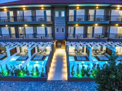 Polichrono Apartamento | Royal Hotel and Suites
