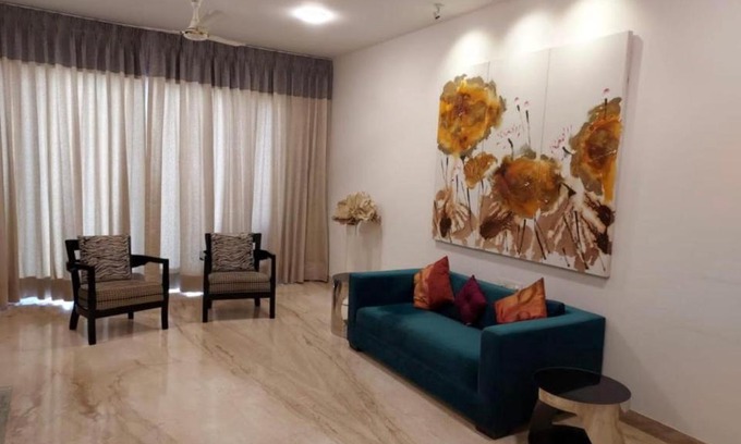 Pune Apartamento | Royal Humming Bird