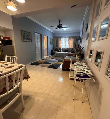 Tanah Rata Apartamento | ROYAL LILY TANAH RATA BY JUNIKASTAY