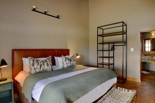 Elias Motsoaledi Cabina | Royal Morubisi River Lodge