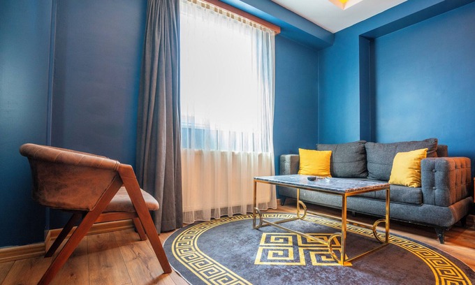 Maltepe Hotel | Royal Nest