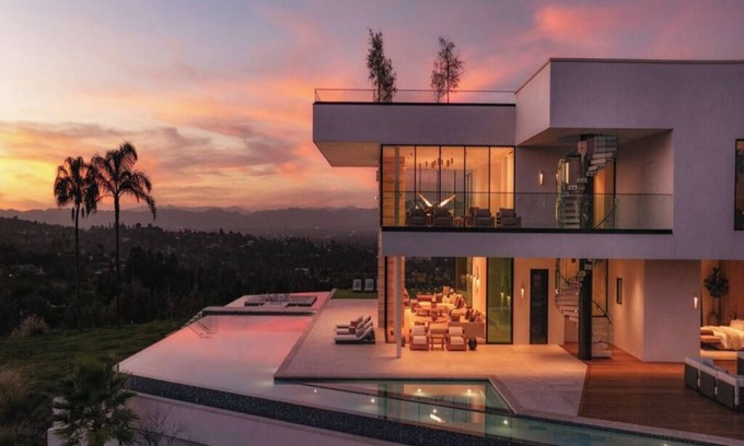 Encino Casa | Royal Oak - Exquisite Estate with Infinity Pool & Breathtaking Views