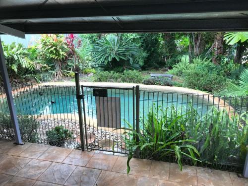 Mission Beach Casa | Royal Palm Cottage, Entire two bedroom 2 bathroom house with Pool