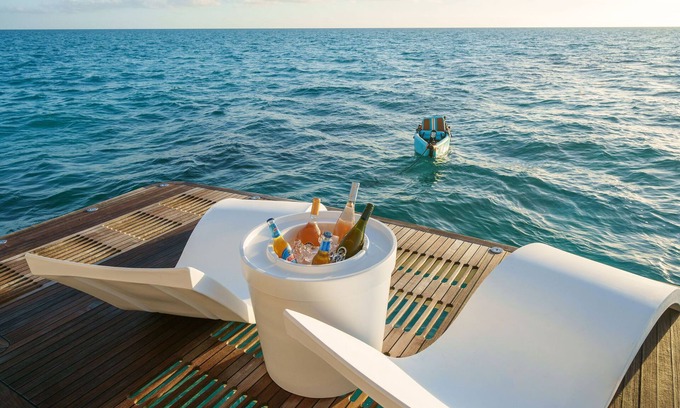 Dunmore Town Alquiler De Eote | Royal Rita - Sunreef 78 - Luxury Yacht