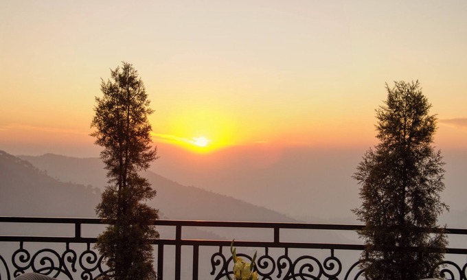 Kasauli Complejo | Royalpine Rosastays Kasauli