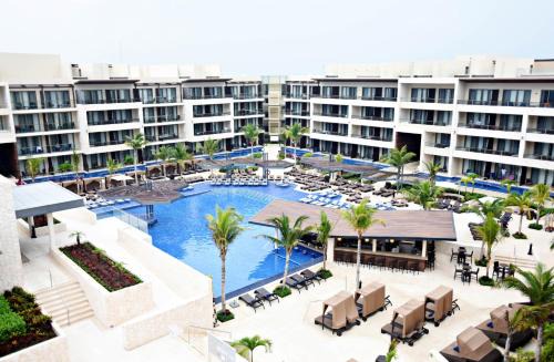 Puerto Morelos Complejo | Royalton Hideaway Riviera Cancun, An Autograph Collection All-Inclusive Resort - Adults Only
