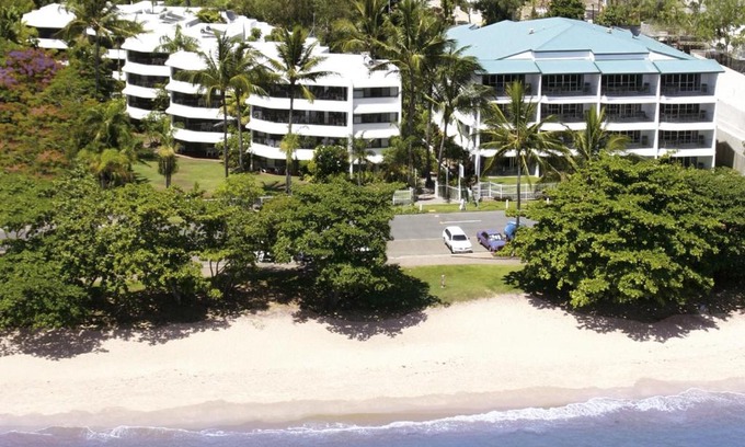 Trinity Beach Apartamento | Roydon Beachfront Apartments