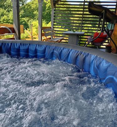 Jacnia Casa | Roztocze, Domek Na Leśnym Wzgórzu nr2,Krasnobród,Zamość, Zwierzyniec, jacuzzi