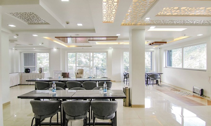 Dharamshala Hotel | RR HOTEL BY SONACHI