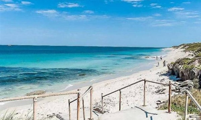 Iluka Casa | Rubi's Coastal Retreat by Swanbnb Management
