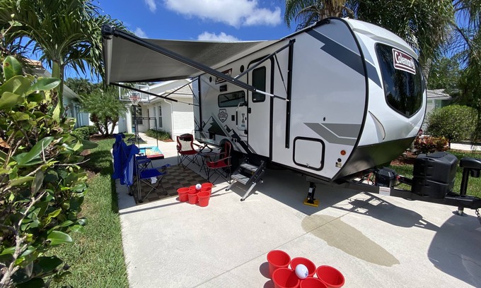 Palm City Casa | Rubi the Rubicon