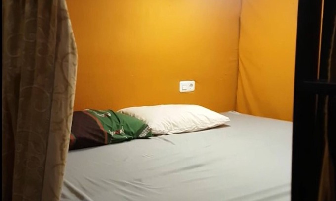Surabaya Hotel | Rubikz Hostel & Cafe