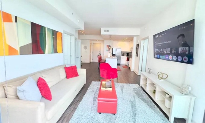 North Buckhead Apartamento | Ruby Retreat | Elegance & Comfort | Pool | Workout