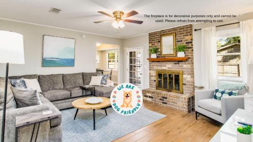 North Northwest Pensacola Casa | Ruby's Retreat