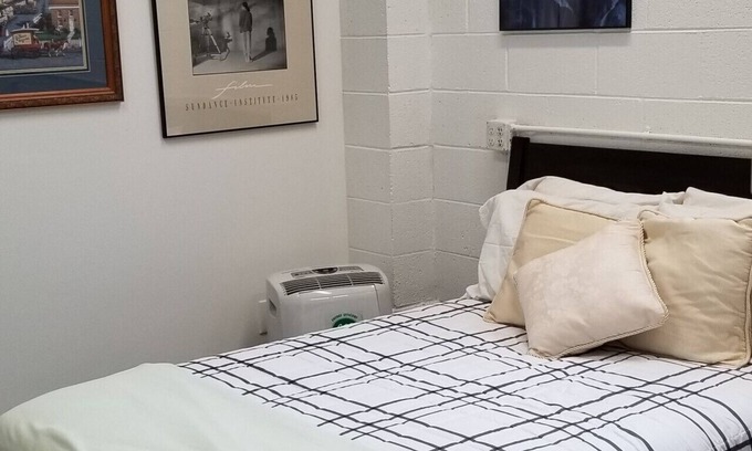 Logan Apartamento | RubyZ Studio in Downtown Logan
