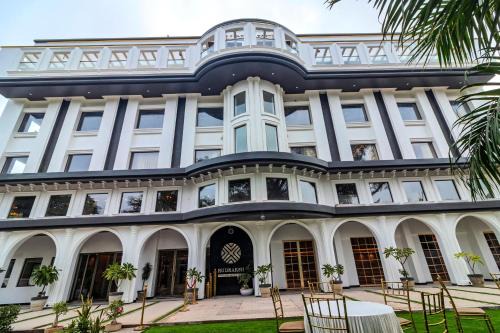 Allahabad Hotel | Rudraksh The Hotel
