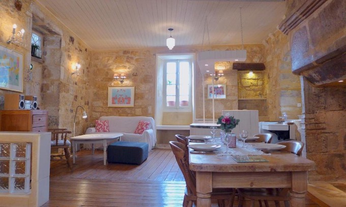 Saint-Cyprien Casa | Rue Bertrand de Got
