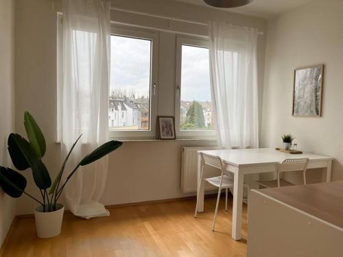 Frohnhausen Apartamento | Ruhig, zentral, Messe nah! BE3L
