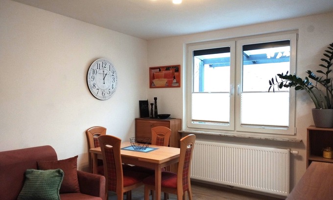 Emden Apartamento | Ruhige Apartment mit Terrasse im Zentrum Emdens