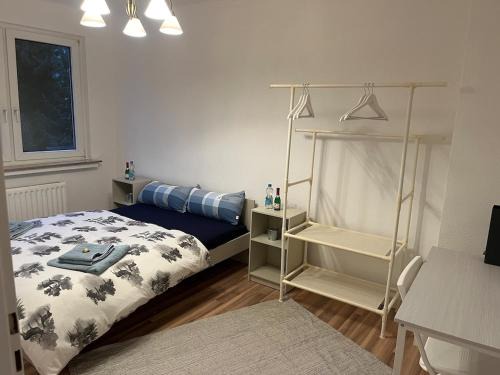 Bergisch Gladbach Apartamento | Ruhige Wohnung auf einer Spielstraße - 5 Minuten zur S-Bahn