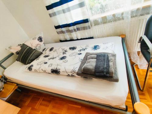 Laupheim Casa | Ruhige Zimmer in WG