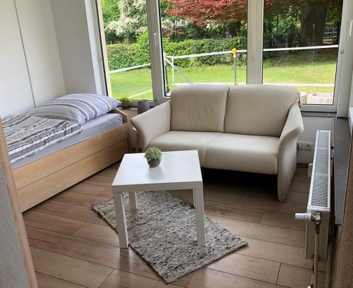 Alsdorf Apartamento | Ruhiges Apartment mit Blick in den Garten