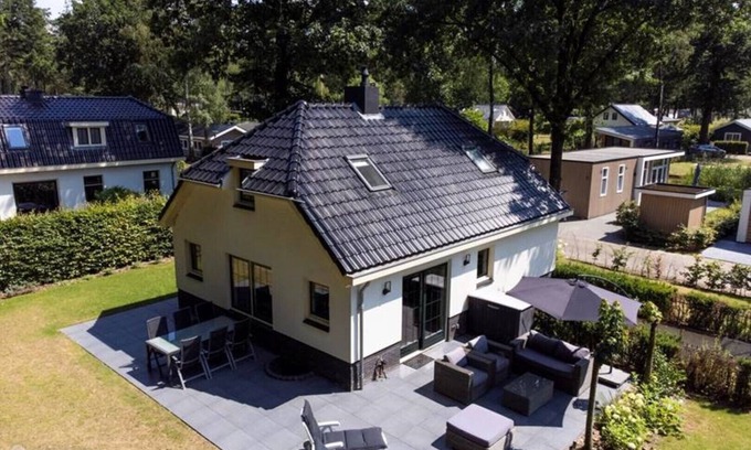 Ede Casa | Ruime Luxe Vakantiewoning/-villa