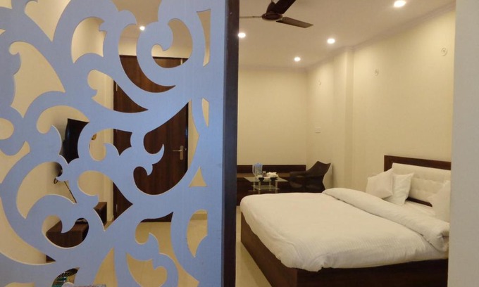 Vrindavan Hotel | Rukmani Inn
