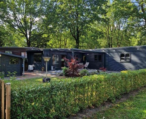 Vessem Chalet De Esquí | Rumah Bersama Kempenbos