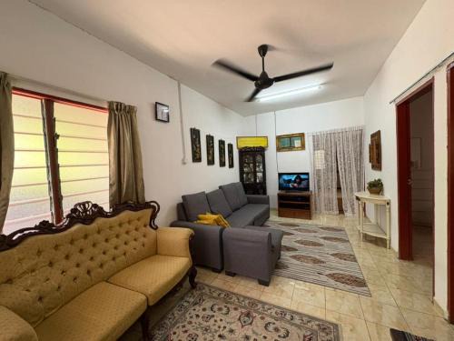 Gua Casa | Rumah Faredah Kuantan