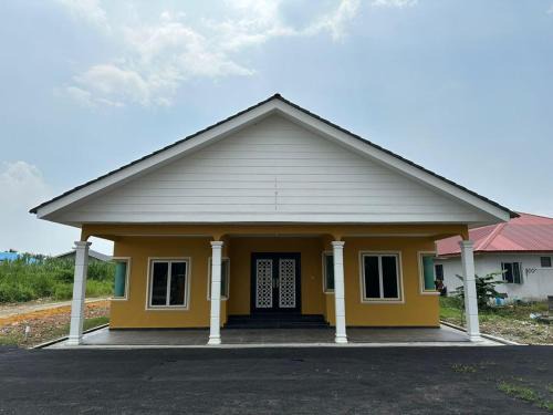 Klang District Casa | Rumah Menara Malay Homestay