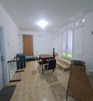 Banyumas Casa | Rumah Pemandangan Lembah & Pegunungan tepi Jalan Raya