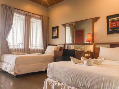 Parongpong Complejo | Rumah Stroberi Organic Farm & Family Lodge