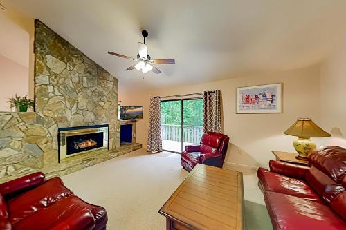 Lake Lure Apartamento | Rumbling Bald Resort Unit 2004