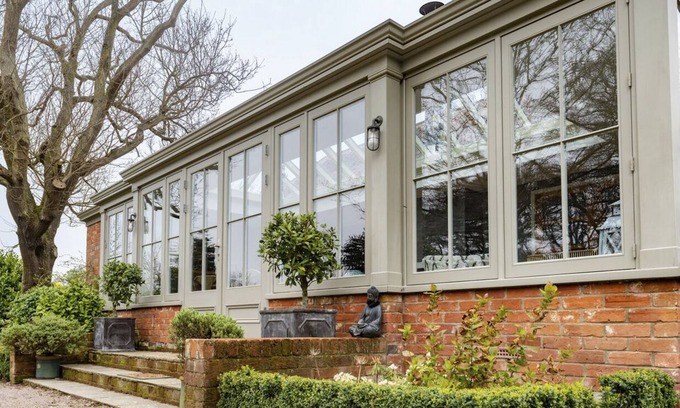 West Runton Villa | Runton Cottage - Five Bedroom Villa, Sleeps 8