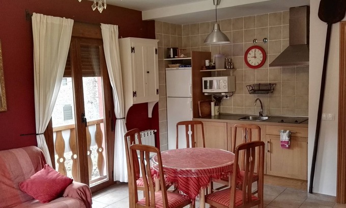 Villafrea de la Reina Apartamento | Alojamiento Rural en Montaña Leonesa, junto a picos de Europa y el pantano de Riaño.