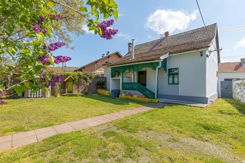 Velika Casa | Rural Homestead Trenkovo - Happy Rentals