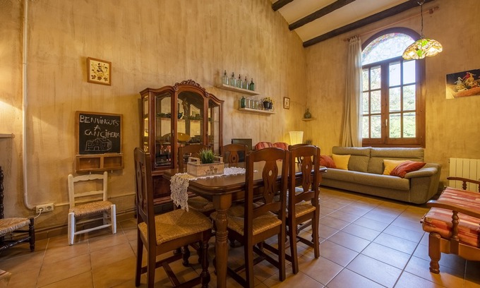 Serinya Cabaña | Fantástica casa rural " Can Cirera "