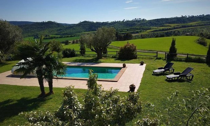 Aguilar de Segarra Cabaña | Casa rural rehabilitada con encanto en zona muy tranquila de bosques y campos!